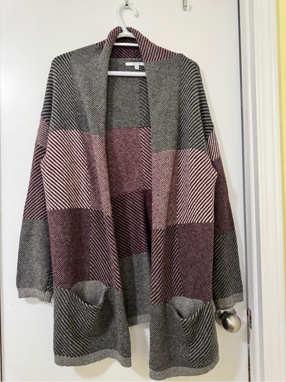ALFRED SUNG Pink and Gray Patchwork Open-Front Cardigan